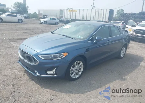 2019 Ford Fusion Energi Titanium из США, поврежденный, VIN 3FA6P0SU5KR228350